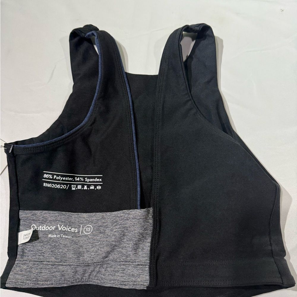Outdoor Voices Black/Navy/Graphite Venus Crop Tank Top - Picture 5 of 6